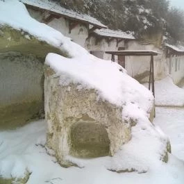 Sáfrány Kert és Egerszalóki Barlanglakások, Egerszalók - 