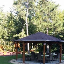 Jogar Hotel & Továbbképző Központ Balatonföldvár - Medence/kert