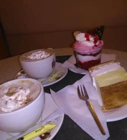 Falánk Fanny Cukrászda (Szemere)