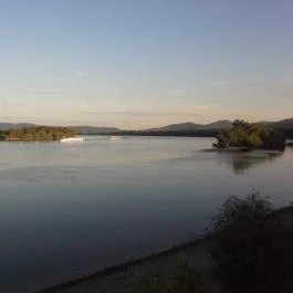 Napraforgó Apartmanház Dunapart Zebegény - Környék