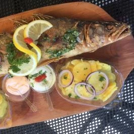 Oszi Bácsi Keszegsütödéje, Szigliget - Étel/ital