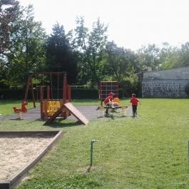 Erzsébet Szálloda Balatonőszöd Balatonőszöd - Medence/kert