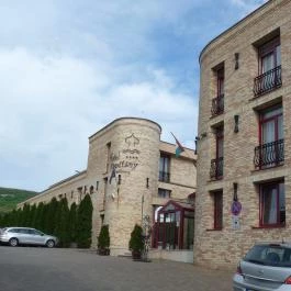 Hotel Kapitány Superior Wellness Sümeg - Külső kép