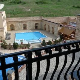 Hotel Kapitány Superior Wellness Sümeg - Medence/kert