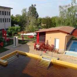 Termálhotel Martfű Martf? - Medence/kert