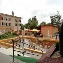 Termálhotel Martfű Martf? - Medence/kert