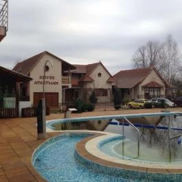 Thermál Hotel Szivek Berekfürdő - Medence/kert