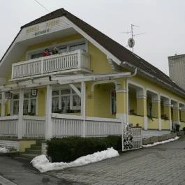 Szent András Fogadó Hidegség - Külső kép