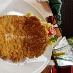 Vakvarjú Beach Bistro Budapest - Étel/ital