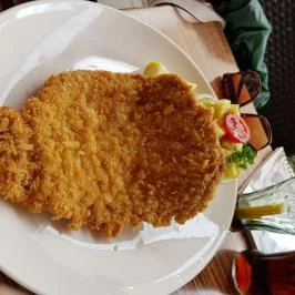 Vakvarjú Beach Bistro Budapest - Étel/ital