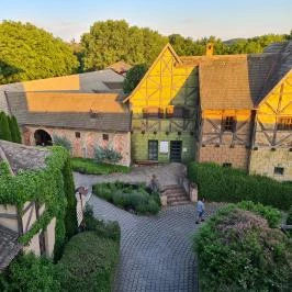 Puchner Kastélyszálló Bikal - Külső kép