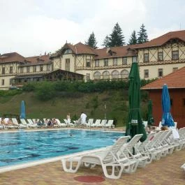 Erzsébet Park Hotel, Parádfürdő - Medence/kert