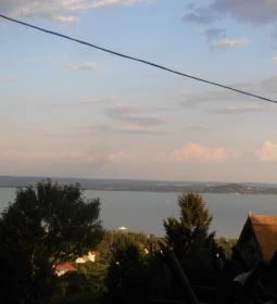 Rózsakő Borpince Étterem