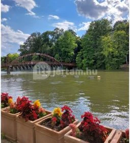 Szeparé Kávézó & Étterem