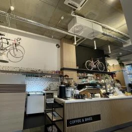 Bringiton Coffee & Bikes, Budapest - Egyéb