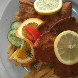 Halászcsárda Étterem Szolnok - Étel/ital