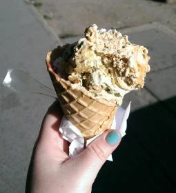 Erdős & Fiai Cukrászda