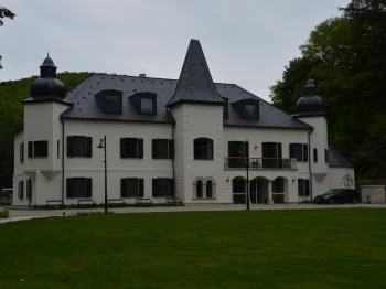 Újhuta Kastélyszálló Háromhuta