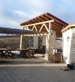 Koczor Pincészet és Vendégfogadó 