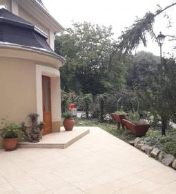 Natur Hotel Kövestető