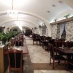 Hotel Szarvaskút Zirc - Vendéglátás