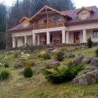 Aranybánya Panzió és Apartmanház Telkibánya - Medence/kert