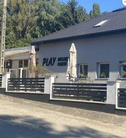 Play Wellness Panzió 