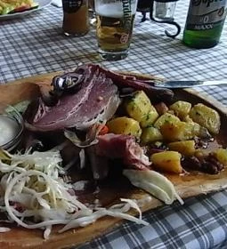 Taverna Étterem és Vendégház