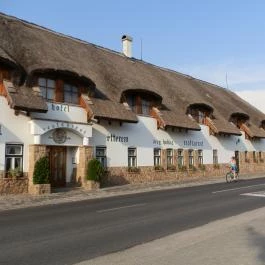 Öreg Halász Hotel Tát - Külső kép