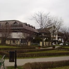 Hunguest Hotel Flóra Eger - Külső kép