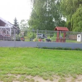 Tamás Bátya Kunyhója Vendéglő Levelek - Egyéb