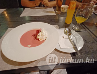 Komló Hotel Étterme Gyula