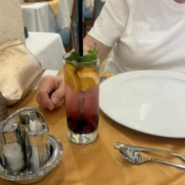 Hasik Hotel, Döbrönte - Vendéglátás