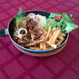 Móló Étterem Balatonlelle - Étel/ital