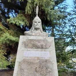 Árpád vezér szobra Zalakaros - Egyéb