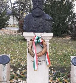 Gróf Batthyány Lajos-mellszobor és Első Független Magyar Kormány tagjai