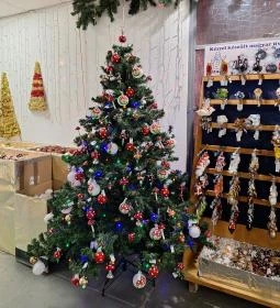 Szabó Üveg Kft. Karácsonyi boltja