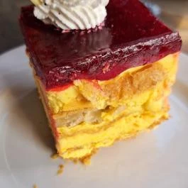 Szent Korona Cukrászda, Soltvadkert - Egyéb