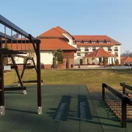 Erzsébet Park Hotel, Parádfürdő - Medence/kert