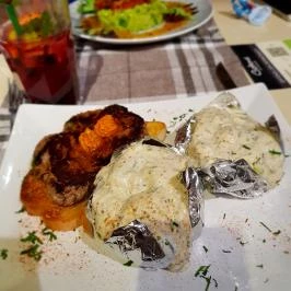 Csokonai Söröző & Étterem, Debrecen - Étel/ital