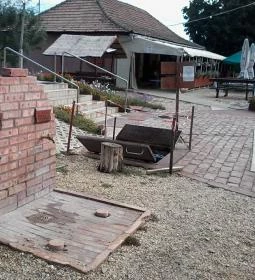 Tiszaörsi Fürdő szállásai