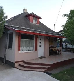 Romantika Vendégházak