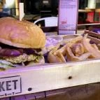 REBEL Burger & More - Király utca Budapest - Étel/ital