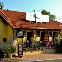 Anno Taverna Balatonszárszó - Külső kép