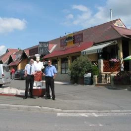 Anno Taverna Balatonszárszó - Külső kép