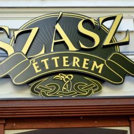 Szász Söröző & Étterem, Szekszárd - Külső kép