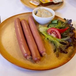 Szent Hubertus Panzió, Parádsasvár - Vendéglátás