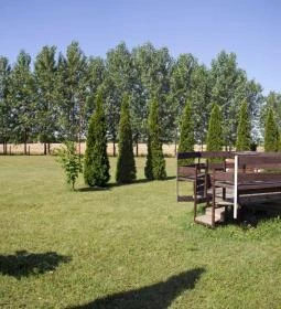 Udvardi-Tanya & Pihenőpark