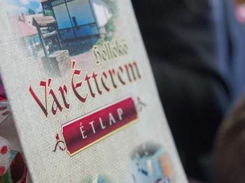 Vár Étterem Hollókő