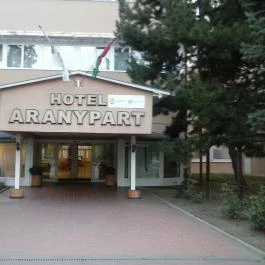 Hotel Aranypart Siófok - Külső kép